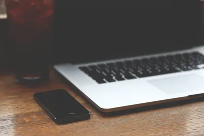 Картинка размытая, плохо видны лица. У Apple TV обнаружены проблемы с  отображением HDR-контента