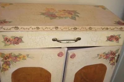 Repair of furniture made of chipboard with their own hands. Replacing the  edge. Repair ends. - YouTube