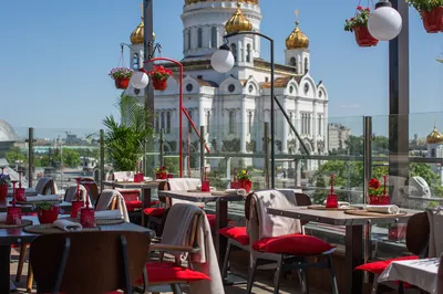 Ресторан «Воронеж» на Пречистенке вновь открывает панорамную летнюю веранду
