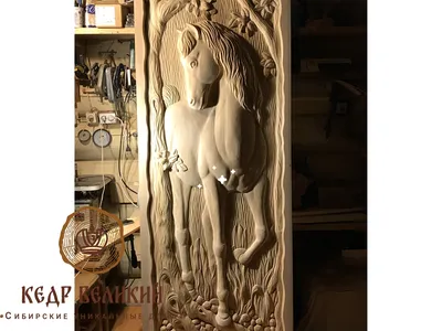 Красивые Резные Двери Il Duomo Или Миланского Собора В Милане, Италия  Фотография, картинки, изображения и сток-фотография без роялти. Image  57491580