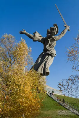 Родина-мать\" в Волгограде. Обзор крупнейшего в мире мемориального комплекса  о Второй мировой войне | Manikol. Путешествия всей семьей | Дзен