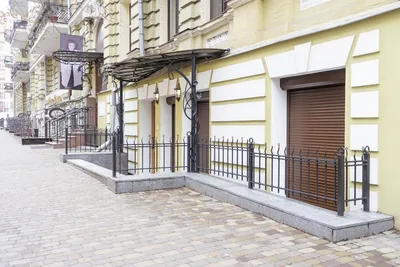 Рольставни на двери цена в Москве | Купить наружные роллеты на входную  дверь у производителя
