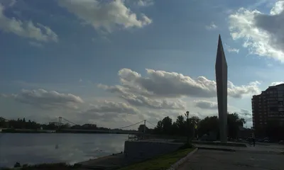 Пенза-Онлайн — История монументов: «Росток» — символ роста Пензы и России.