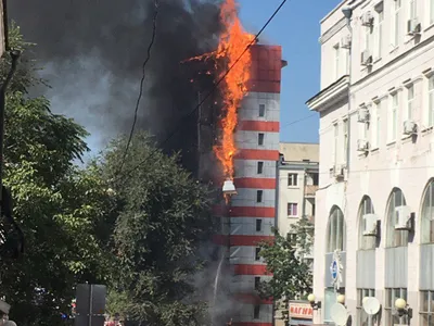 В Ростове-на-Дону потушили пожар на складе с пряжей - РИА Новости,  26.05.2023