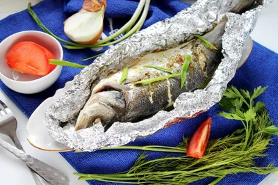 Рыба, фаршированная овощами, с картофелем, запеченная в духовке 🐟 (рецепт  рыбы в пост) - YouTube