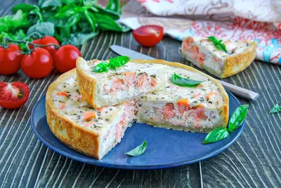 Пирог с красной рыбой в духовке рецепт с фото пошагово - 1000.menu