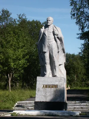 Мемориал славы авиаторам-североморцам, погибшим в море в годы войны ( Сафоново - Мурманская область)