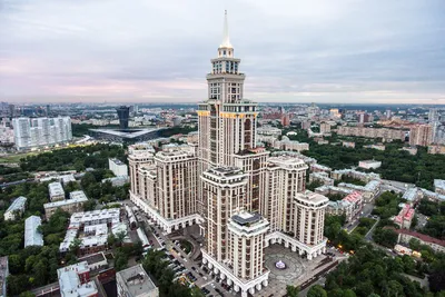 Самые удивительные здания Москвы