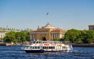 Санкт-Петербург. Петергоф — фотографии