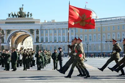 21 мая 1712 года столица России была перенесена в Санкт-Петербург -  Российское историческое общество