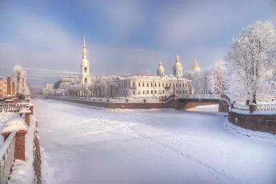 Достопримечательности св.. Санкт-петербург. Зима в городе на неве в России  Стоковое Изображение - изображение насчитывающей остров, колесница:  209524913