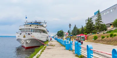 Что посмотреть в Саратове: достопримечательности, маршрут самостоятельной  прогулки, где поесть и как отдохнуть, как добраться и где остановиться —  Яндекс Путешествия