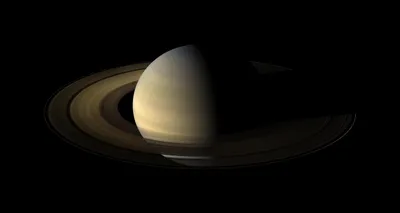 12 Incredible Images of Saturn