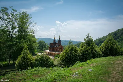 Село Каштаны. Храм Святого Царя Мученика Николая II.