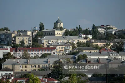 Город Севастополь. Центр, набережная и Хрустальный цементный пляж