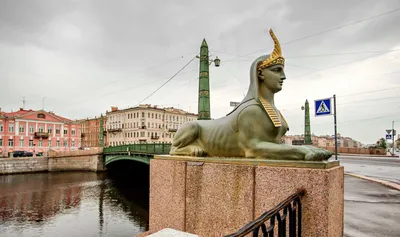 Файл:Spynx at Egipetsky Bridge in SPB.jpg — Википедия