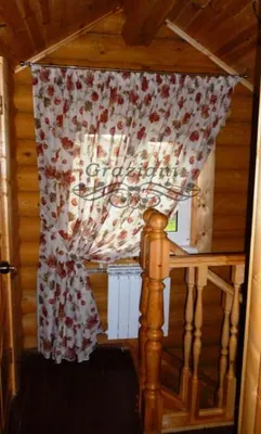 Шторы на лестницу частного дома в Саратове — подбор ткани, согласование  дизайна и пошив на заказ по индивидуальным размерам