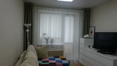 Дизайн интерьера студии 30 кв. м. в хрущевке | Small apartment living room,  Bachelor pad living room, Gray living room design