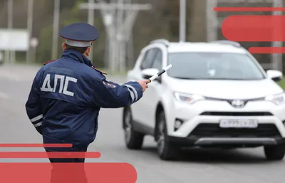 В Казани инспекторы ДПС проверяют подлинность водительских прав и штрафы  сканером на телефоне