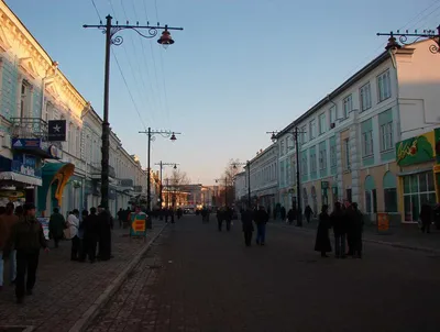 File:Перекресток улиц Пушкина и Горького, Симферополь (2011, 1).jpg -  Wikimedia Commons