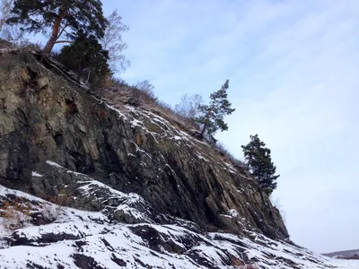 Синий утес под снегом: фоторепортаж