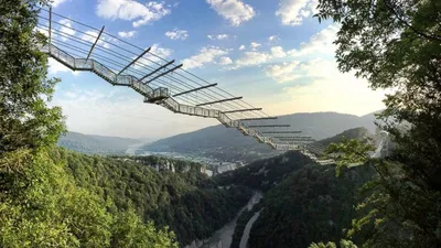 Take a Terrifying Walk Along the 'World's Longest Footbridge' - ABC News