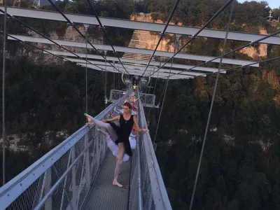 Take a Terrifying Walk Along the 'World's Longest Footbridge' - ABC News