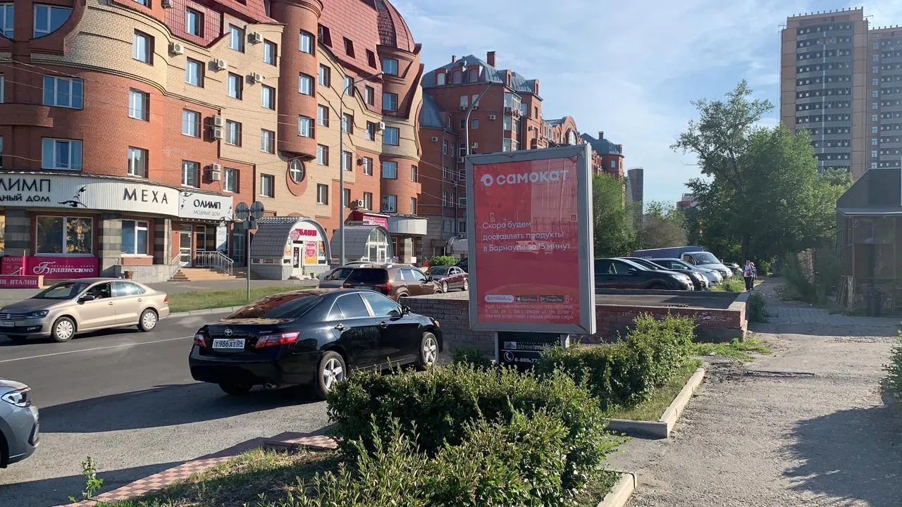 Как выглядит с высоты птичьего полета проспект Ленина на Новом рынке - Толк 29.09.2022 Как выглядит с высоты птичьего полета проспект Ленина на Новом рынке - Толк 29.09.2022