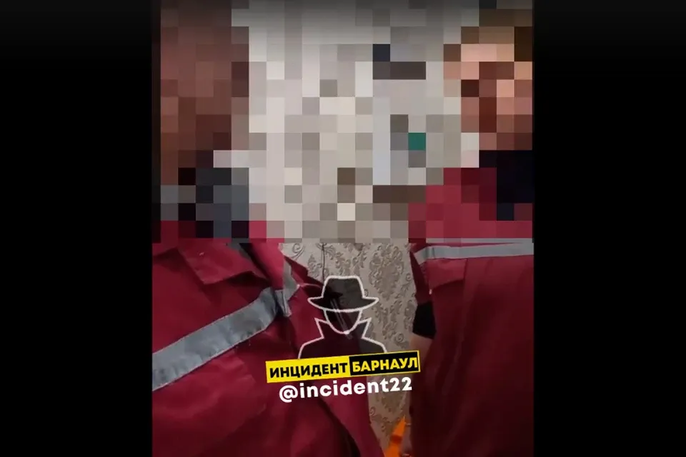 Три человека пострадали в ДТП со скорой в Барнауле - Толк 31.10.2023 Три человека пострадали в ДТП со скорой в Барнауле - Толк 31.10.2023