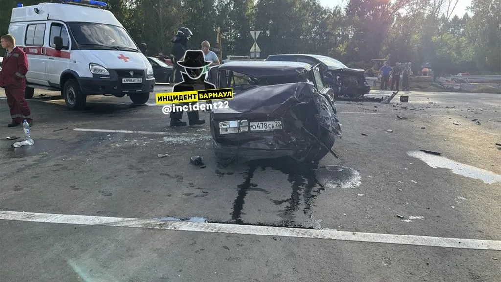 Фото: Альфа-Банк, банк, Красноармейский просп., 58Б, Барнаул — Яндекс Карты Фото: Альфа-Банк, банк, Красноармейский просп., 58Б, Барнаул — Яндекс Карты