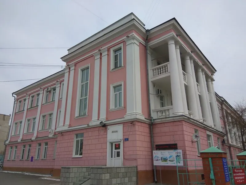 Водителя, устроившего смертельное ДТП со скорой на Алтае, взяли под стражу | АиФ–Барнаул | Дзен Водителя, устроившего смертельное ДТП со скорой на Алтае, взяли под стражу | АиФ–Барнаул | Дзен