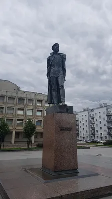 Памятник Г.К. Жукову, Санкт-Петербург: лучшие советы перед посещением -  Tripadvisor