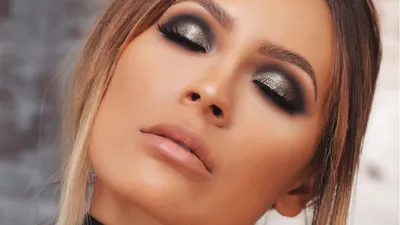 Как выбрать правильный тон для Smoky eyes макияжа: фото-примеры