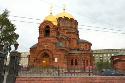 Новосибирск Собор Александра Невского Иконостас Фотография