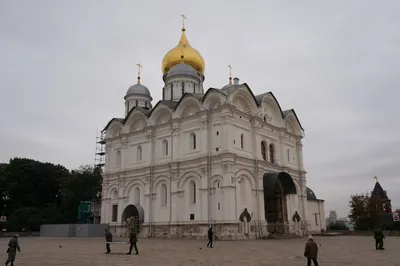 Видео: Путин выступил перед военными и силовиками на Соборной площади в  Кремле - Российская газета