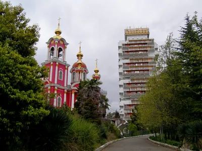 Отель с бассейном, 39 номеров, аренда в Сочи, р-он Мамайка