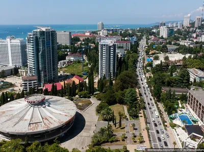 Взгляд сверху Krasnaya Polyana, Сочи, России. Стоковое Фото - изображение  насчитывающей россия, природа: 35666160