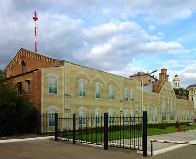 Файл:Центральная электрическая станция. Оренбург. Современный вид фасада со  стороны реки Урал..jpg — Википедия
