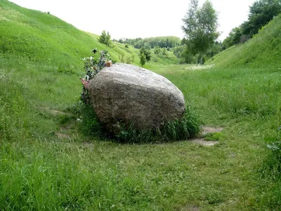 Село Старая Рязань — на месте старинной Рязани, разрушенной Батыем в 1237  году