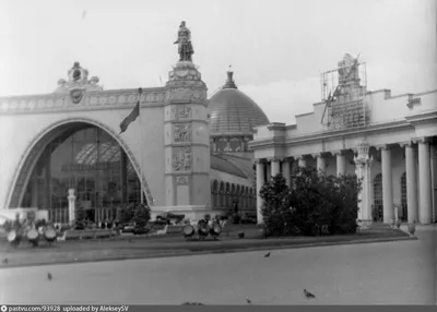 ВДНХ СССР. Павильоны Машиностроение и Электрификация СССР