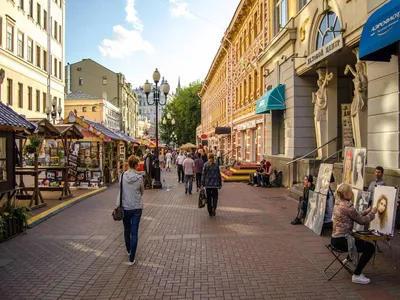 Старый Арбат в Москве, холст, 50х70 в интернет-магазине Ярмарка Мастеров по  цене 5500 ₽ – ML4LYBY | Картины, Рязань - доставка по России