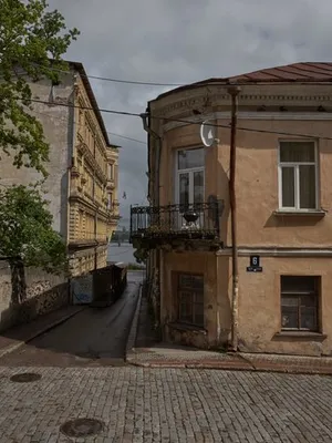 Темно и страшно старый заброшенный особняк. Регион воронеж поместья  Venevitinov Gorozhanka бывший Стоковое Фото - изображение насчитывающей  спад, антиквариаты: 171381562