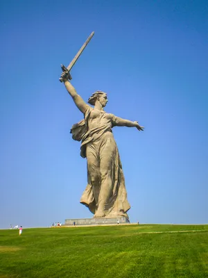 Статуя в Волгограде фото фото