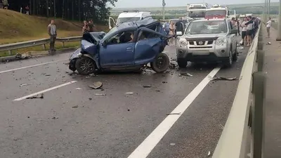 Трое погибших: жуткие подробности аварии на трассе «Таврида» в Белогорском  районе - KP.RU