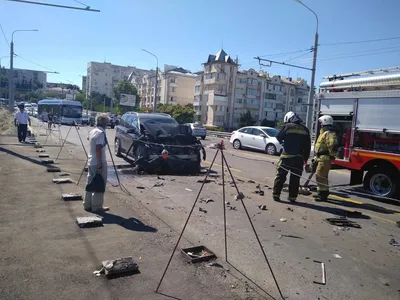 ДТП в Севастополе: пьяный водитель «Мерседеса» протаранил пассажирский  автобус - KP.RU