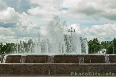 Ярославль, парк Стрелка :: Сергей Беляев – Социальная сеть ФотоКто