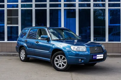 Subaru Forester Со Багажником На Песчаном Пляже — стоковые фотографии и  другие картинки Автомобиль - Автомобиль, Пляж, Багажник на крыше - iStock