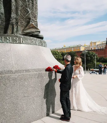 Свадебное платье собчак на фотографии высокого качества