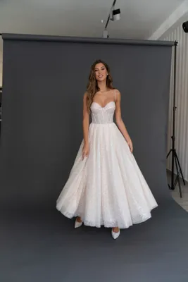 https://www.instagram.com/venezia_wedding_dress/