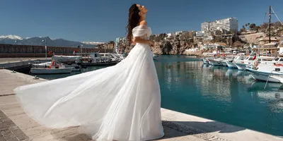 Свадебные платья: главные тренды зимы 2023-2024